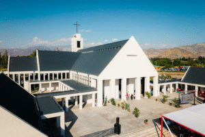 Lee más sobre el artículo Dedicación del Santuario de la Divina Misericordia: una fiesta inolvidable para nuestra diócesis